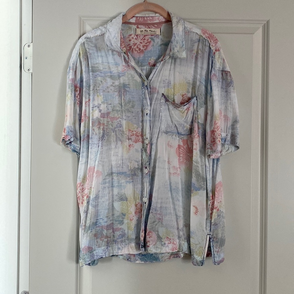 We the free button up!
